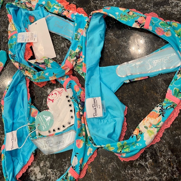 Rarest gem 💎 beach bunny bikini Bahama mama xL set left only - Picture 12 of 12